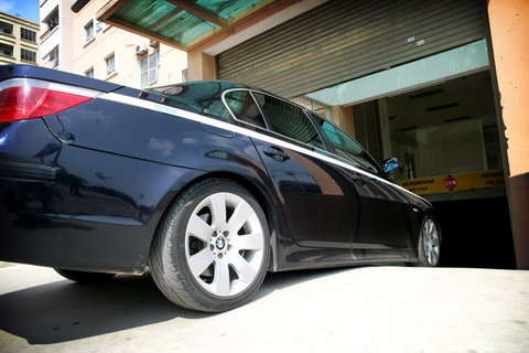 Garage epoxy floor coating